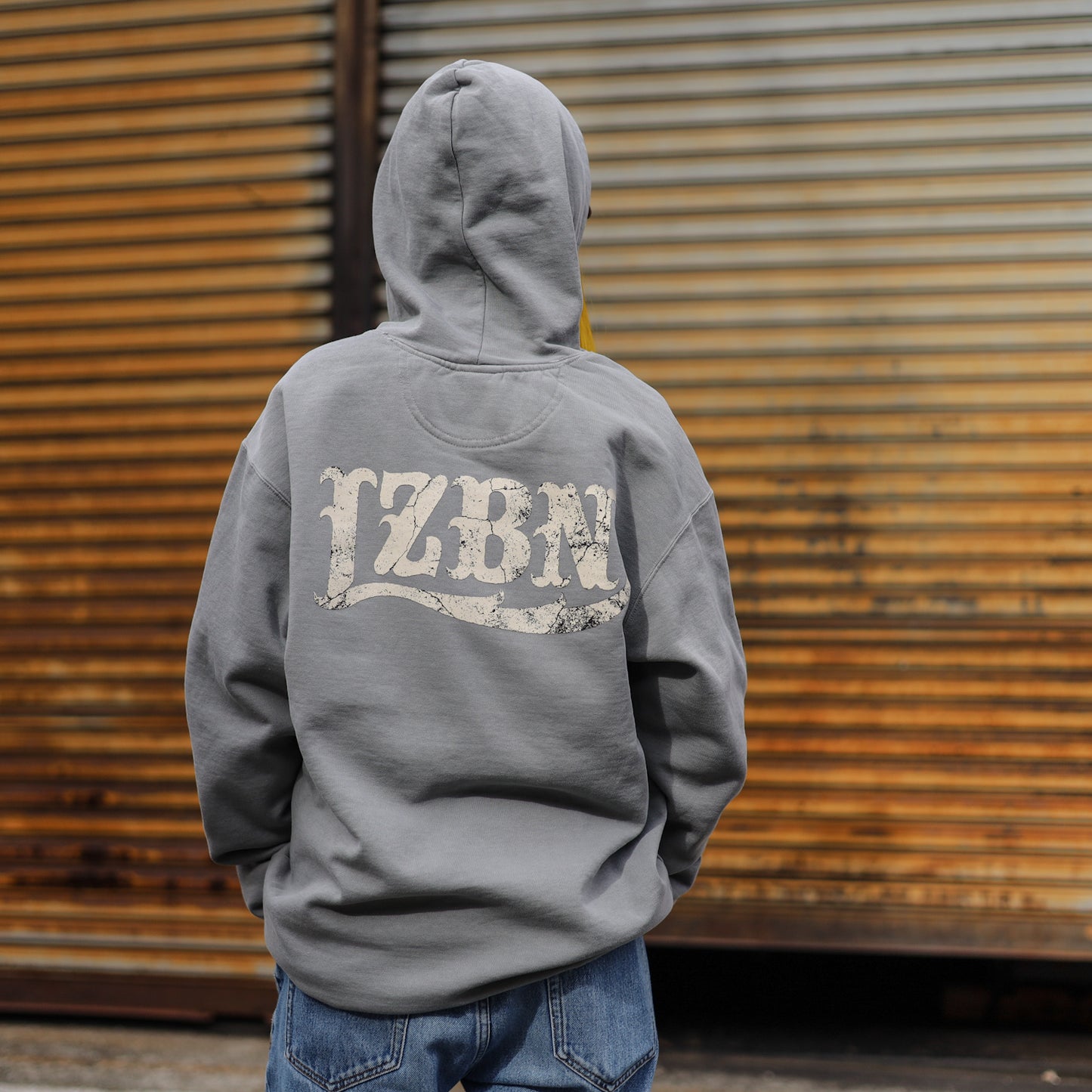 LZBN / STONE LZBN LOGO GARMENT DYED PULLOVER HOODIE (GREY)