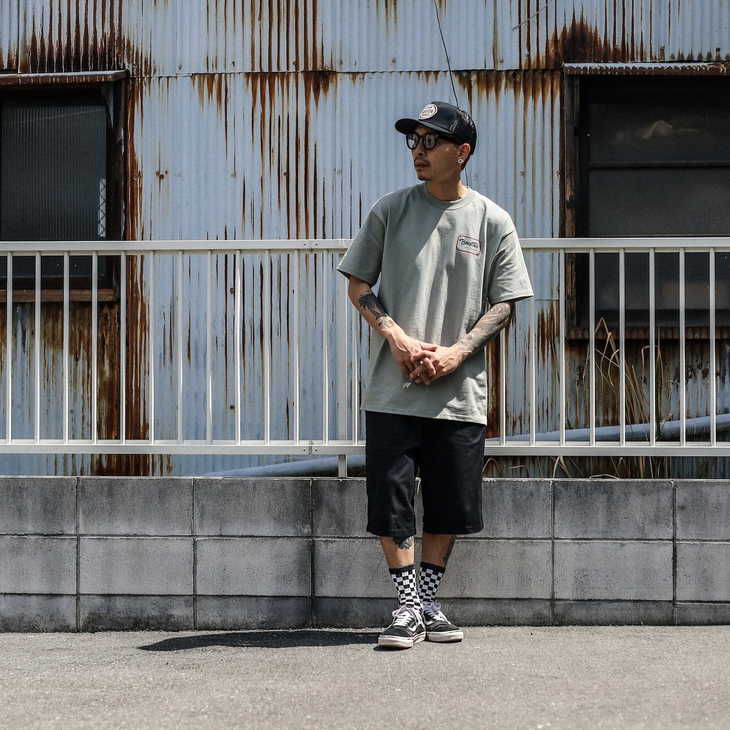 BRIXTON / GRADE S/S STD  (DESERT GREEN/DARK NAVY/AMBER TERRAIN)