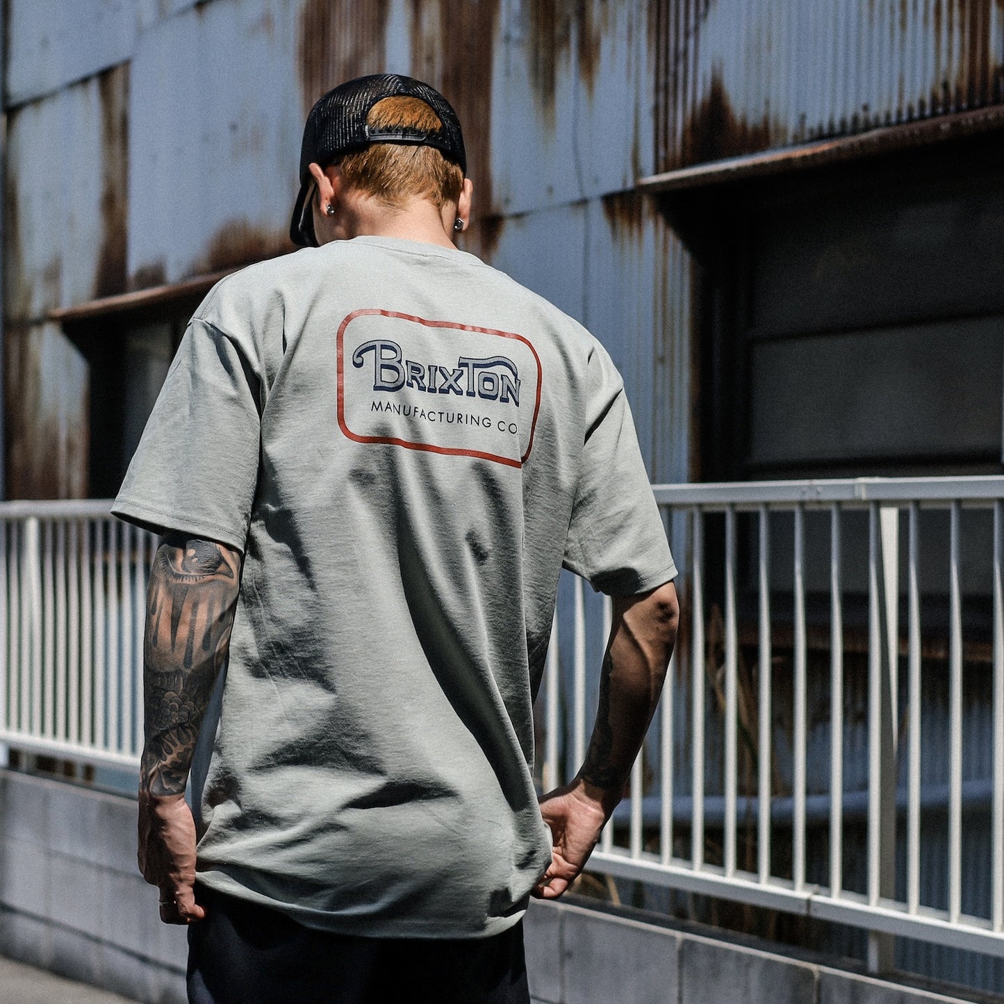 BRIXTON / GRADE S/S STD  (DESERT GREEN/DARK NAVY/AMBER TERRAIN)