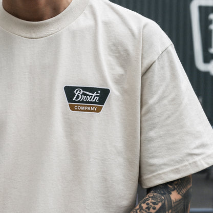 BRIXTON / LINWOOD S/S STD  (CREAM/DARK GREEN/METAL BRONZE)