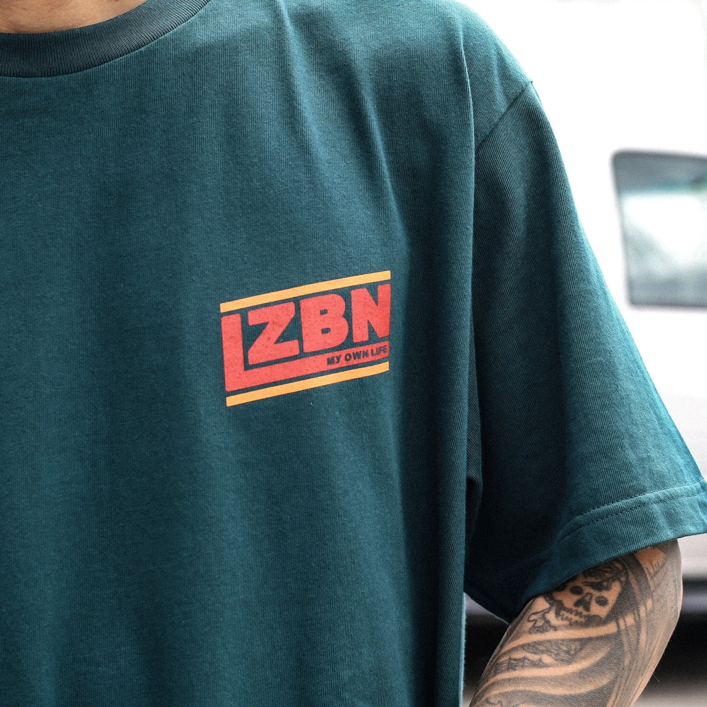 LZBN / SLANT LOGO TEE (TEAL GREEN)