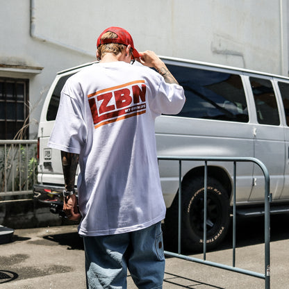 LZBN / SLANT LOGO TEE (WHITE)