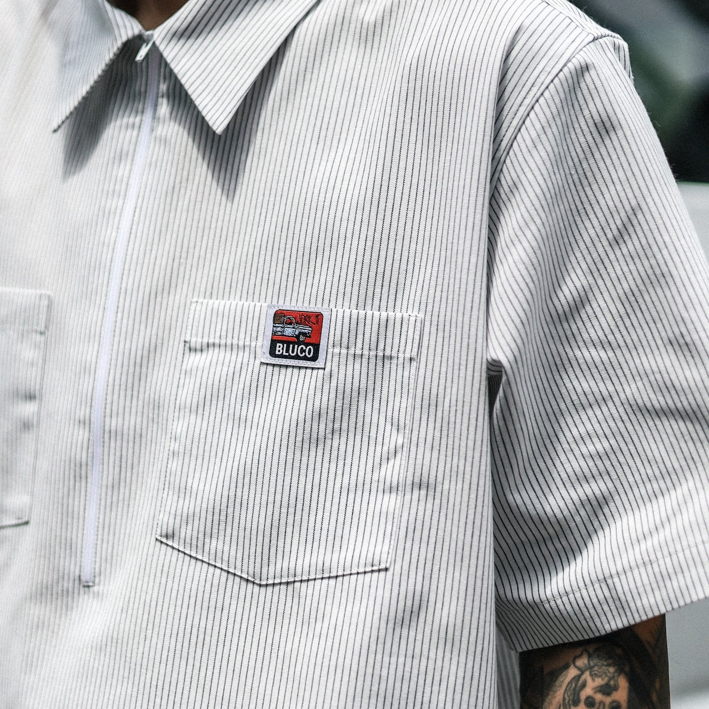 BLUCO / PULLOVER STRIPE WORK SHIRT S/S (WHITE)