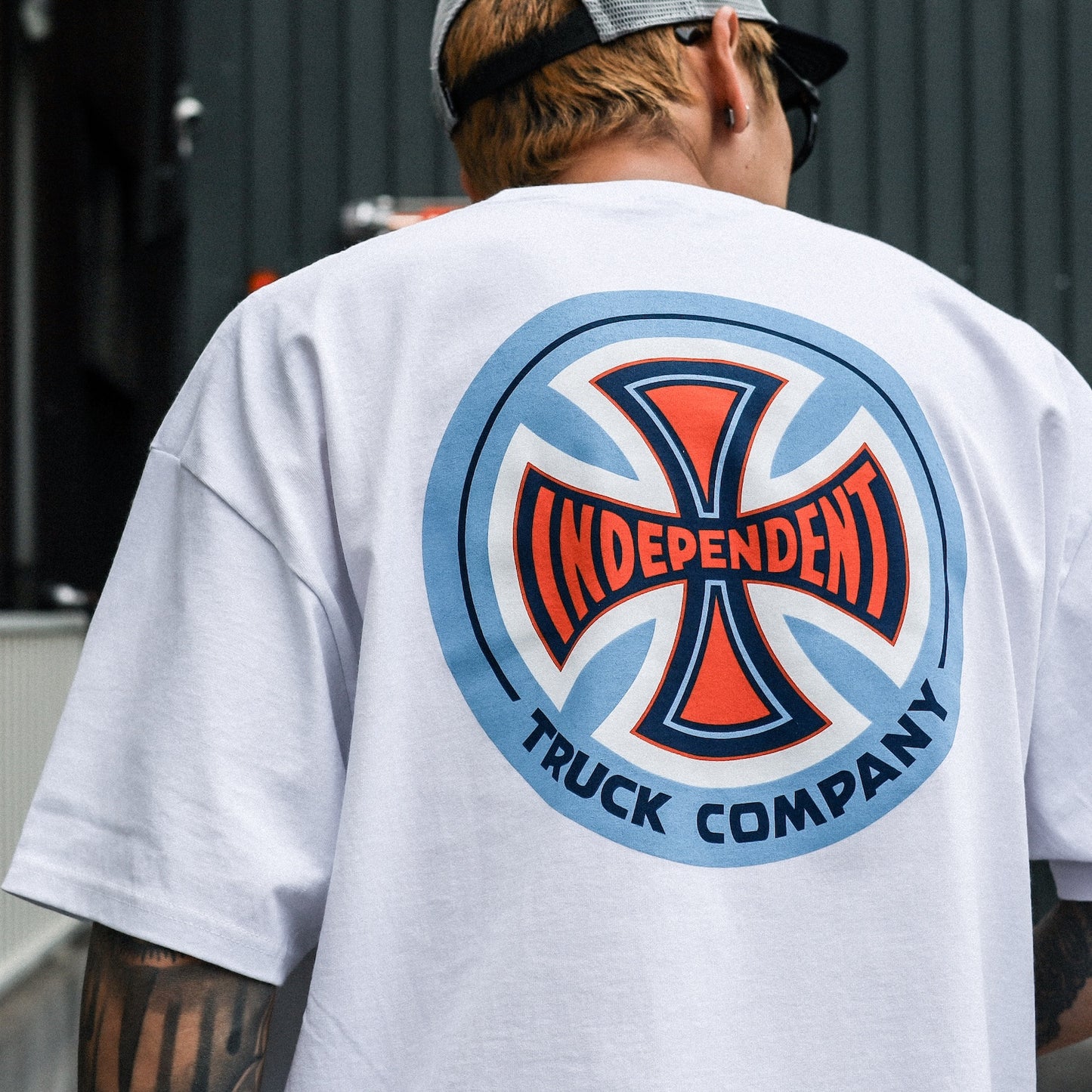 INDEPENDENT / TRUCK CO LEGACY S/S T-SHIRT (WHITE)