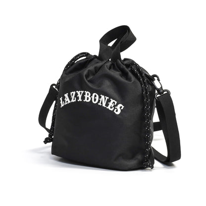 LZBN / EMB ARCH LOGO DRAWSTRING POUCH (BLACK)