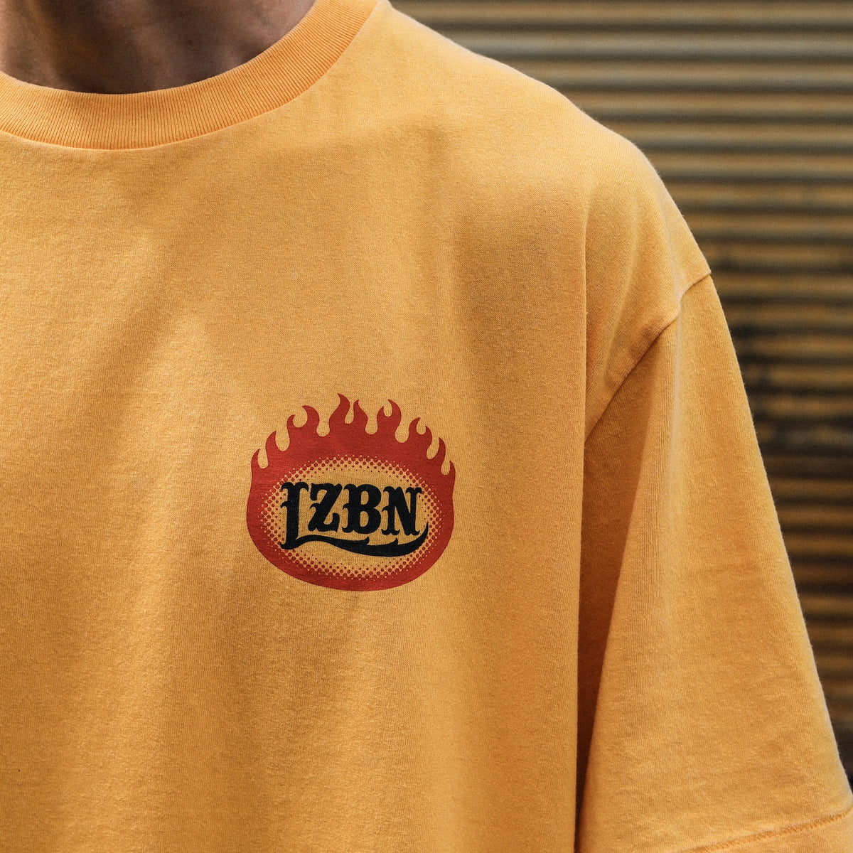 LZBN / FLAME OVAL LOGO FADED WASH TEE (FADED YELLOW)