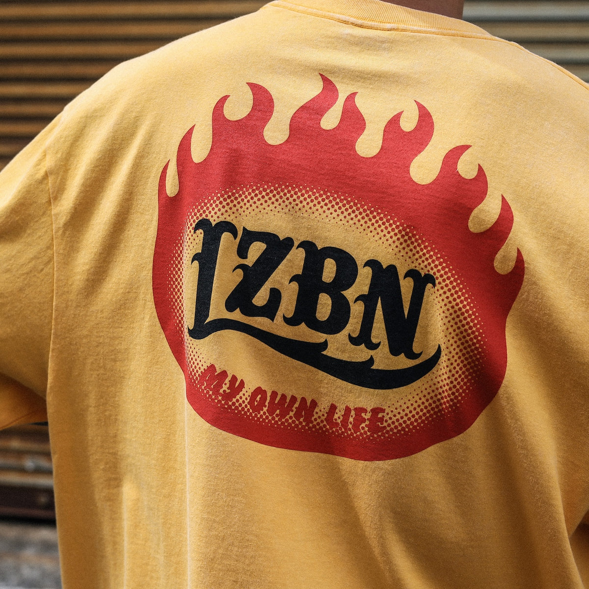 LZBN / FLAME OVAL LOGO FADED WASH TEE (FADED YELLOW)