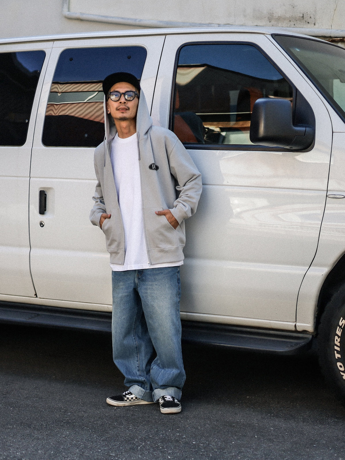LZBN / MOTOR OVAL ZIP HOODIE (GREY)