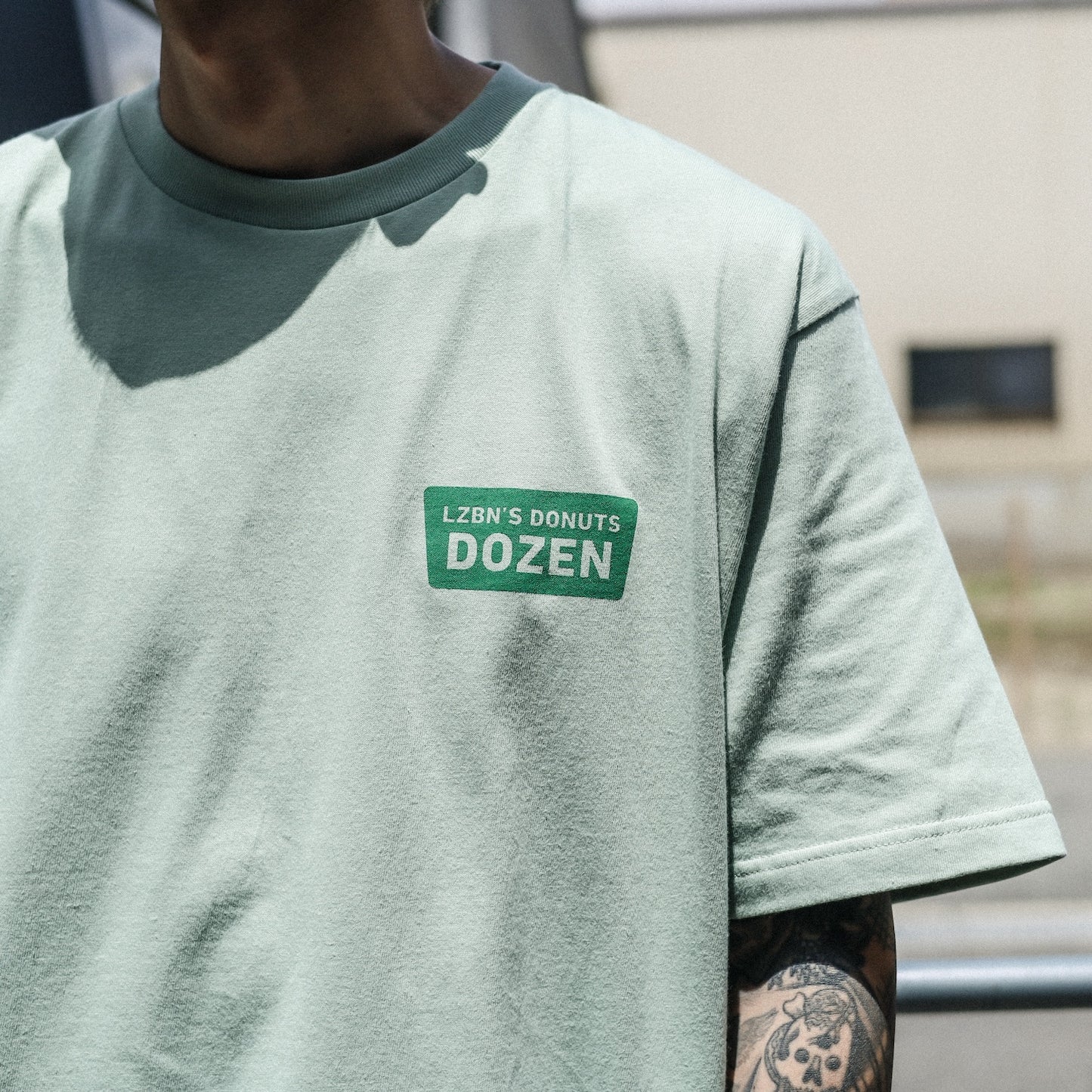 LZBN / DOZEN TEE (LIGHT SAGE)