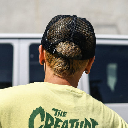 CREATURE / HAUNTED SEA MESH TRUCKER CAP (BLACK/GOLD)