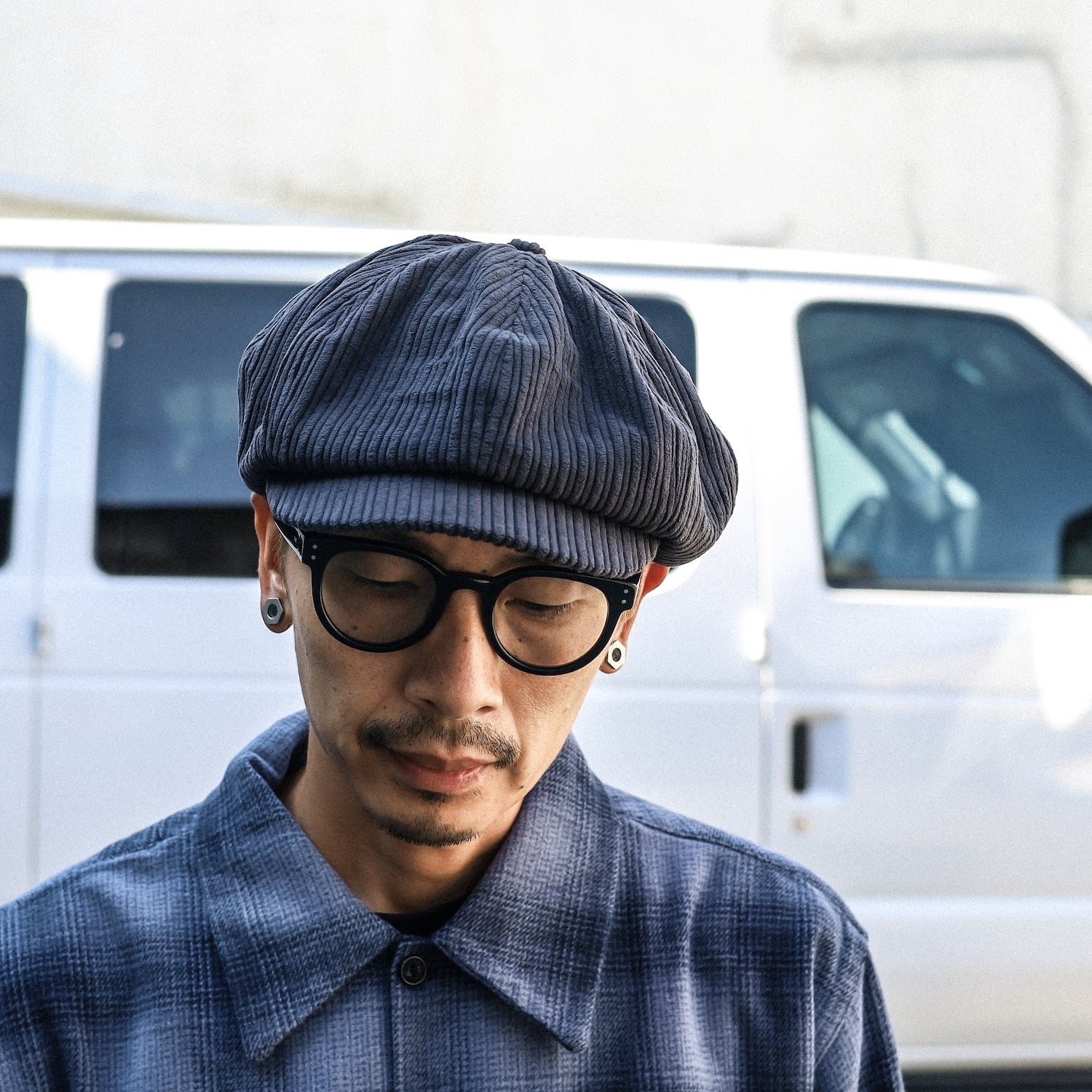 BLUCO / CORDUROY NEWSBOY CAP (BLACK) – Feelin' BLUCO / CORDUROY NEWSBOY CAP (BLACK) – Feelin'