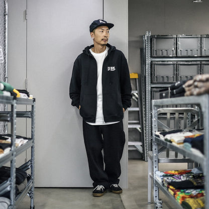 LZBN / LZBN LOGO LIGHTWEIGHT ZIP HOODIE (BLACK)