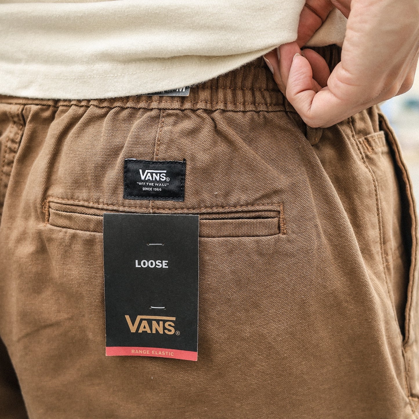 VANS / RANGE CARGO LOOSE SHORT (COFFEE)