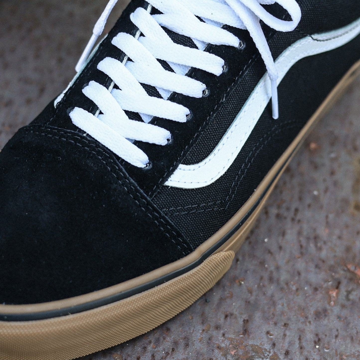 VANS / OLD SKOOL (BLACK/MEDIUM GUM)