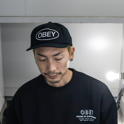 OBEY / OVAL 6 PANEL STRAPBACK CAP (BLACK)