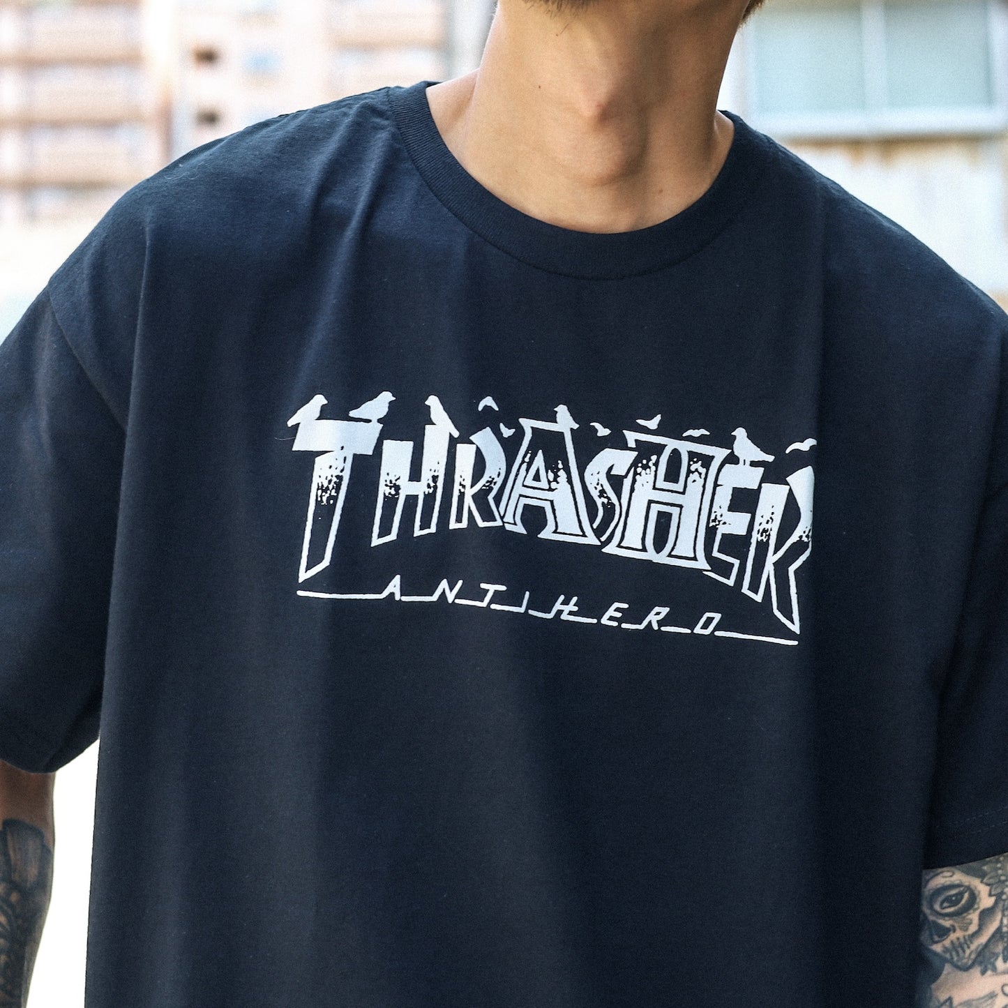 THRASHER X ANTIHERO / PIGEON MAG TEE (BLACK)