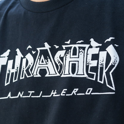 THRASHER X ANTIHERO / PIGEON MAG TEE (BLACK)