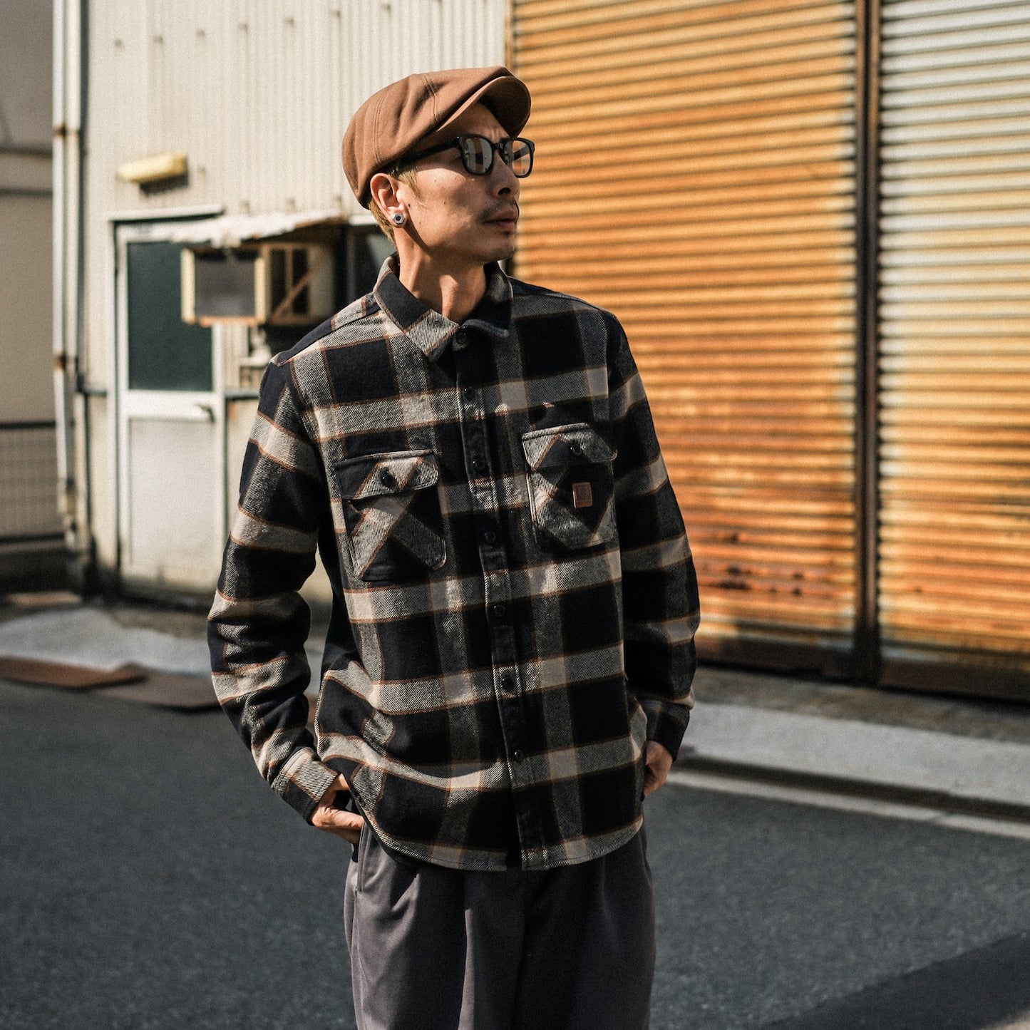 BRIXTON / BOWERY HEAVY WEIGHT FLANNEL (BLACK/CREAM)