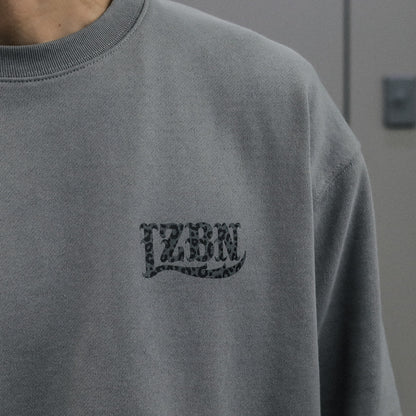 LZBN / MONO LEOPARD LZBN LOGO LIGHTWEIGHT CREWNECK SWEAT (GREY)