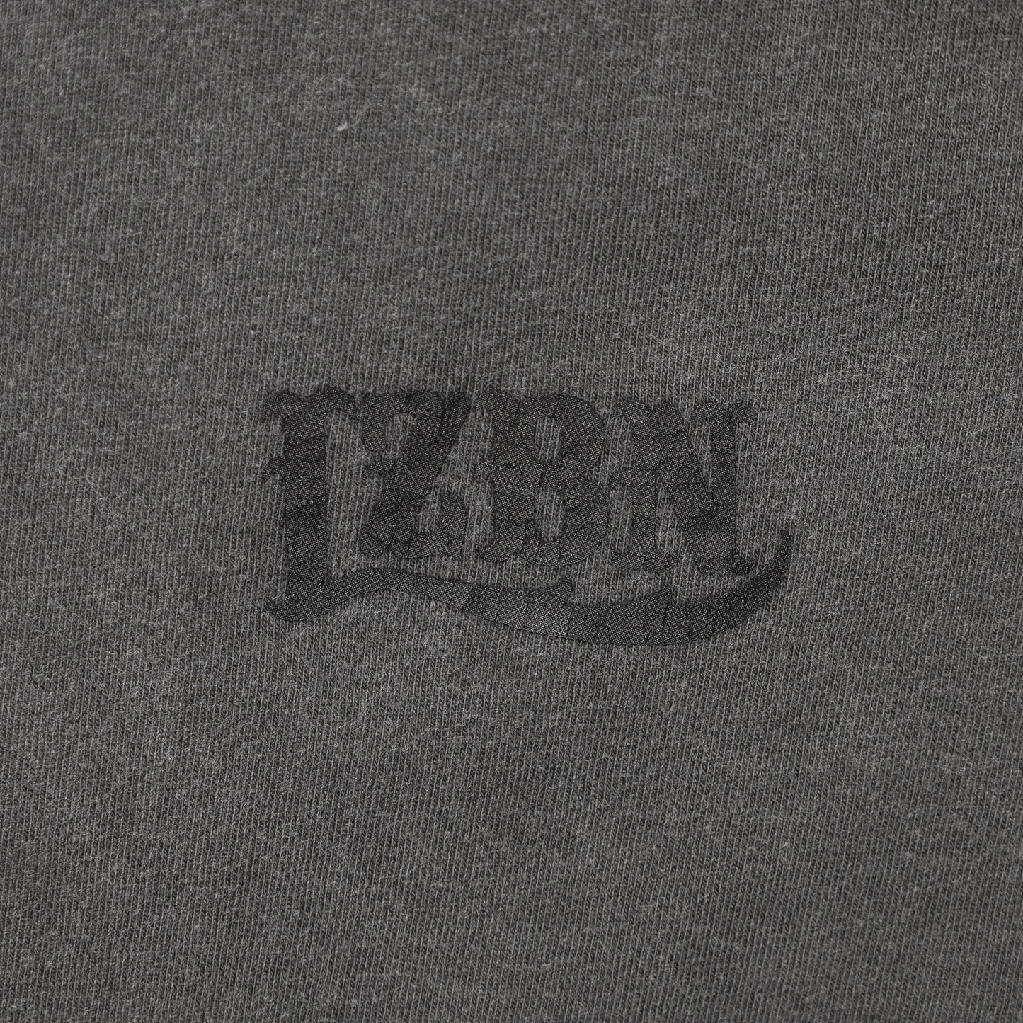 LZBN / WOMENS CRACK LZBN LOGO GARMENT DYED BOXY TEE (PEPPER)