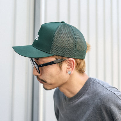 LZBN / LZBN LOGO EMB MESH CAP (DARK GREEN)