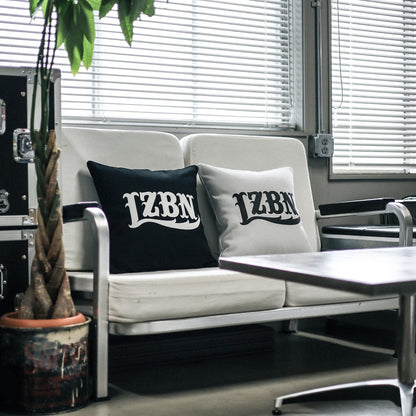 LZBN / LZBN LOGO CANVAS CUSHION (BLACK)