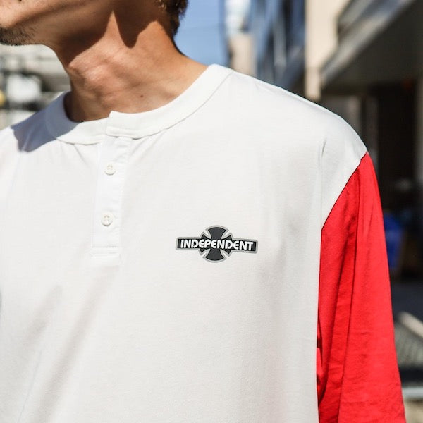 INDEPENDENT / O.G.B.C. 3/4 SLEEVE HENLEY TEE (OFF WHITE/RED)