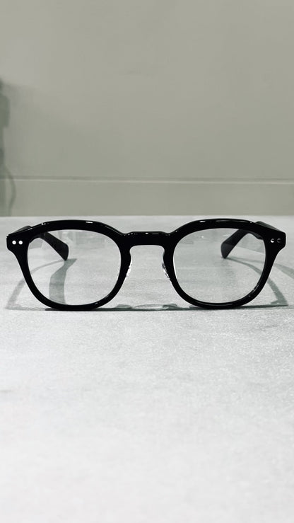 UNCROWD / MODEL-CIVIC -PHOTOCHROMIC- 2026 (BLACK-P.GRAY)